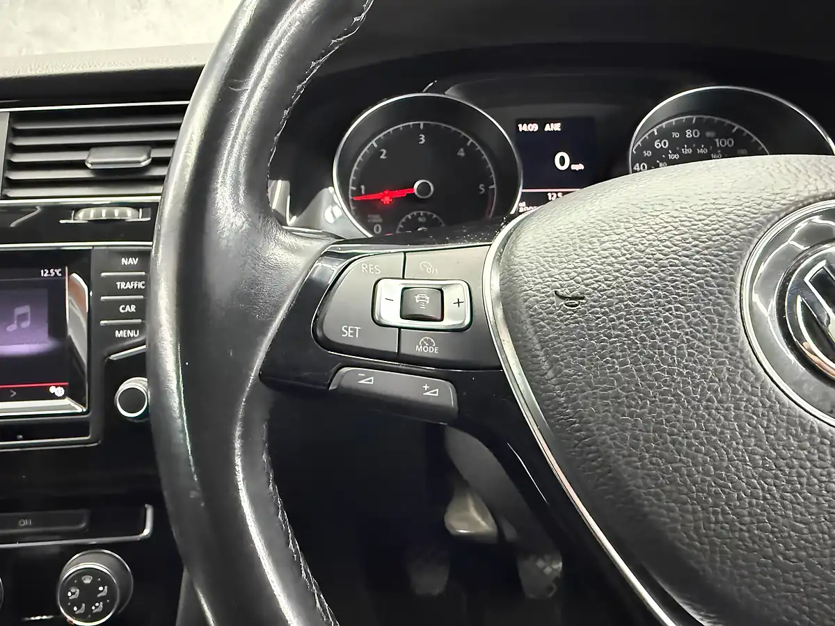 Used 2013 Volkswagen Golf GT Grey - Interior and Exterior details 19