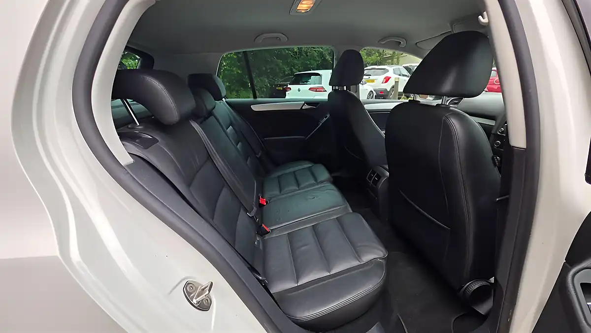 Used 2013 Volkswagen Golf GT (leather) White - Interior and Exterior details 12