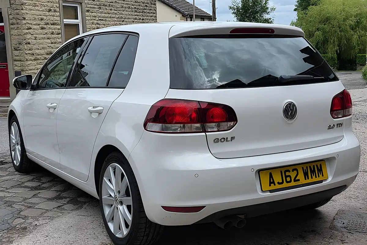 Used 2013 Volkswagen Golf GT (leather) White - Interior and Exterior details 3