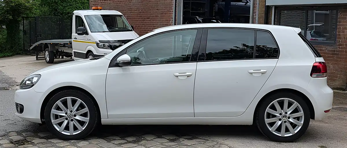 Used 2013 Volkswagen Golf GT (leather) White - Interior and Exterior details 4