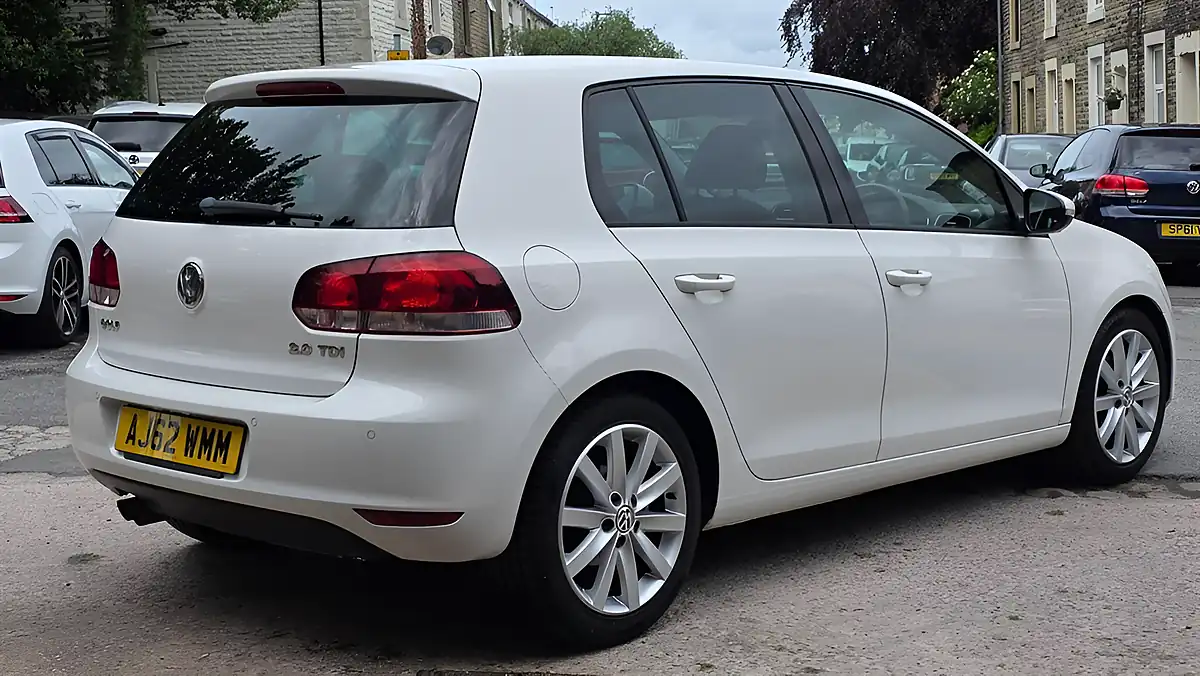Used 2013 Volkswagen Golf GT (leather) White - Interior and Exterior details 7