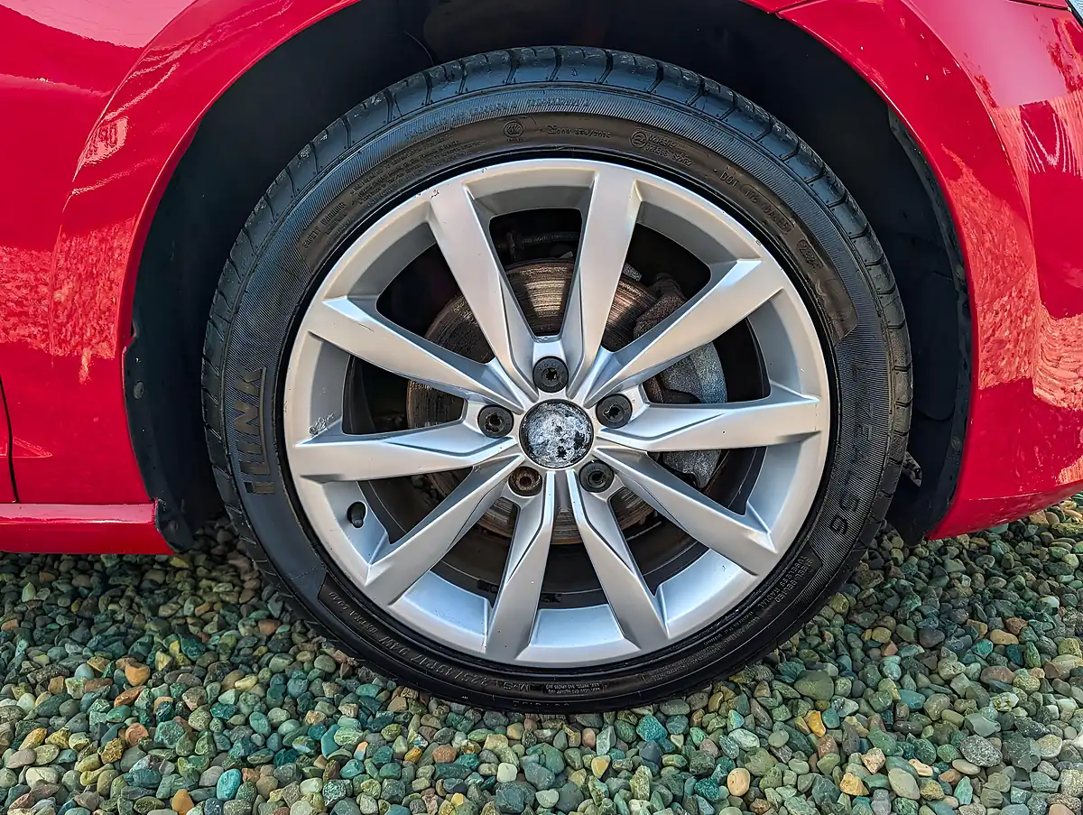 Used 2013 Volkswagen Golf GT Red - Interior and Exterior details 14
