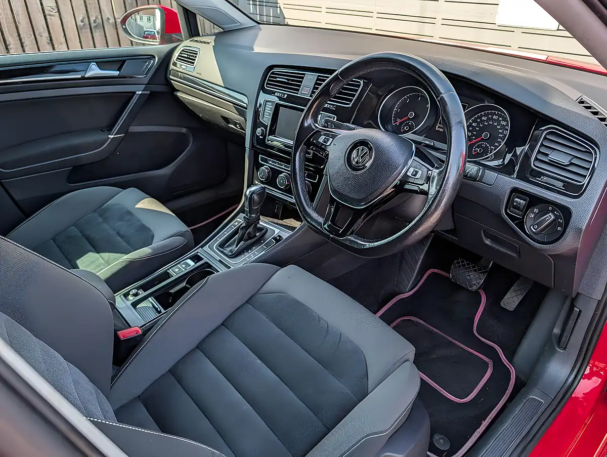 Used 2013 Volkswagen Golf GT Red - Interior and Exterior details 19