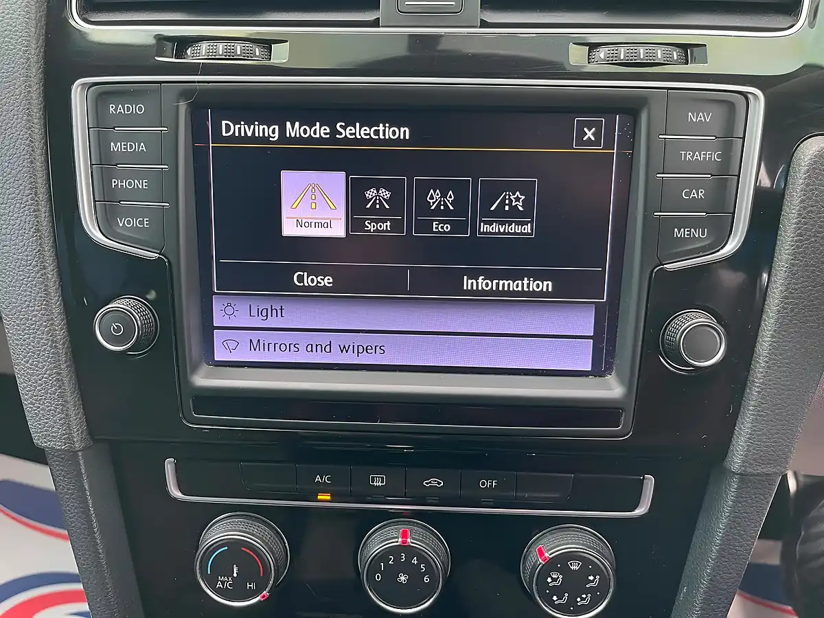 Used 2013 Volkswagen Golf GT White - Interior and Exterior details 16
