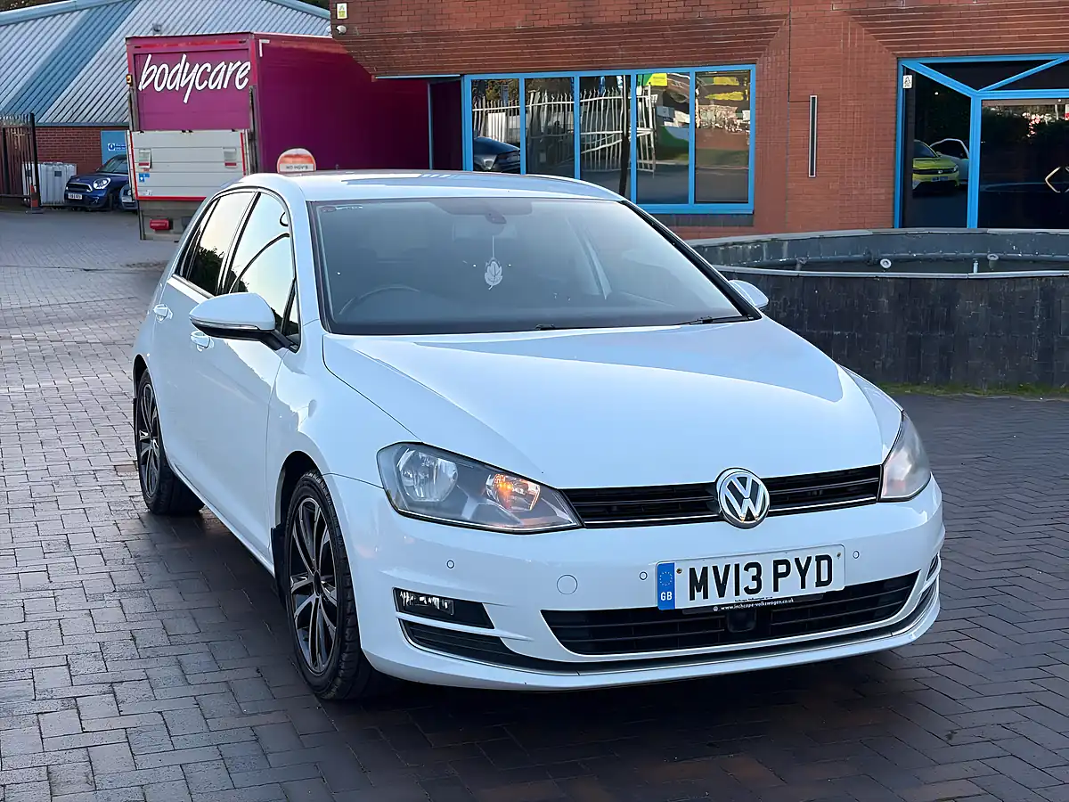Used 2013 Volkswagen Golf GT White - Interior and Exterior details 11