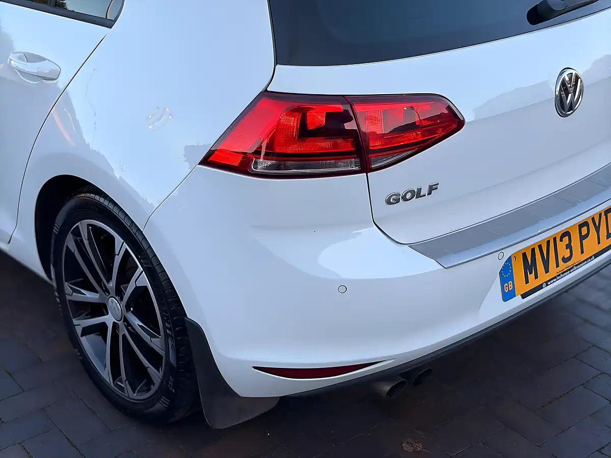 Used 2013 Volkswagen Golf GT White - Interior and Exterior details 13