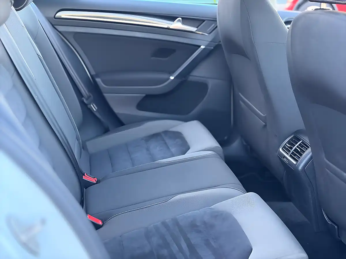 Used 2013 Volkswagen Golf GT White - Interior and Exterior details 15