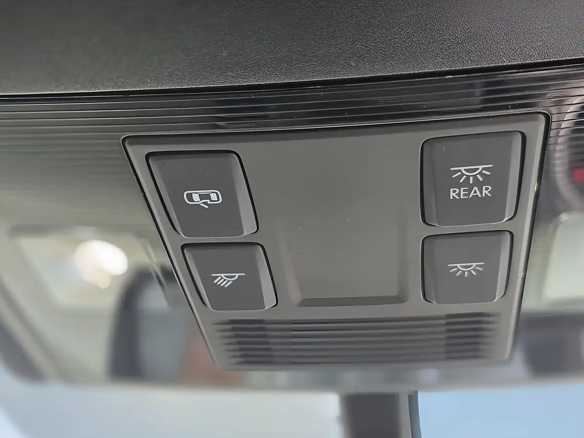 Used 2013 Volkswagen Golf Gtd Red - Interior and Exterior details 16
