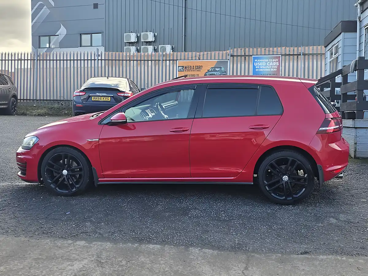 Used 2013 Volkswagen Golf Gtd Red - Interior and Exterior details 19