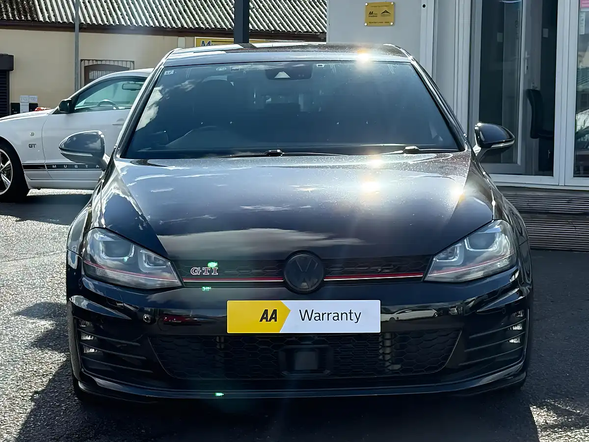 Used 2013 Volkswagen Golf GTI Bluemotion Tech Black - Interior and Exterior details 7