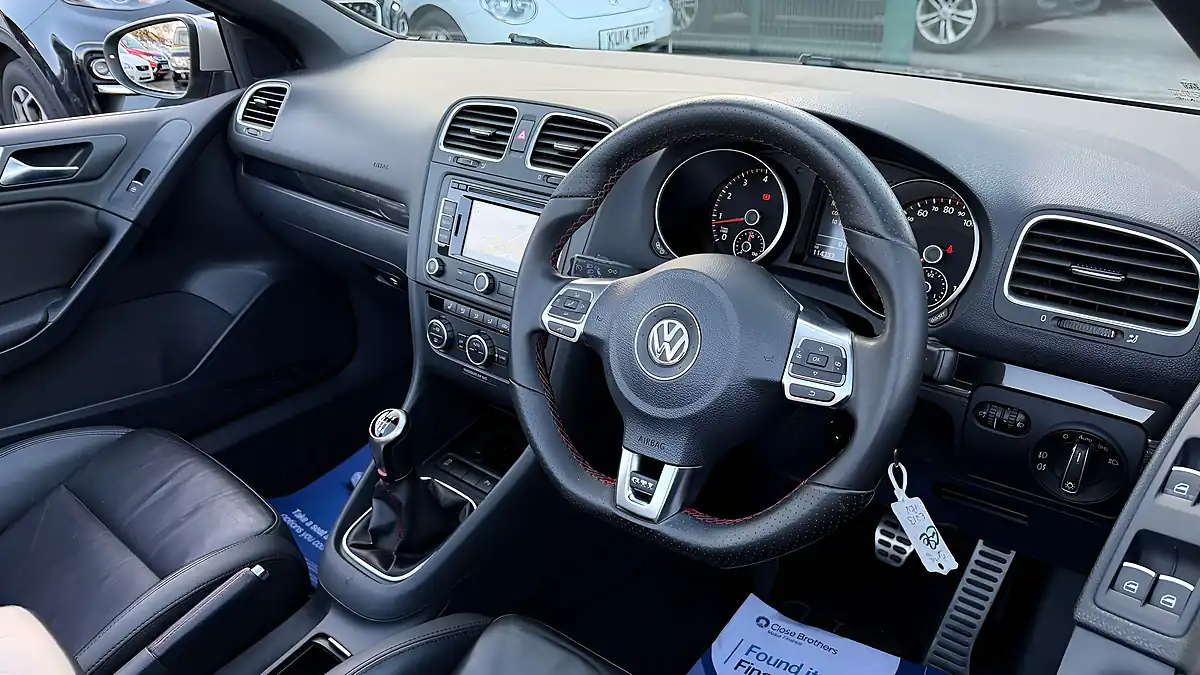 Used 2013 Volkswagen Golf GTI Cabriolet Silver - Interior and Exterior details 12