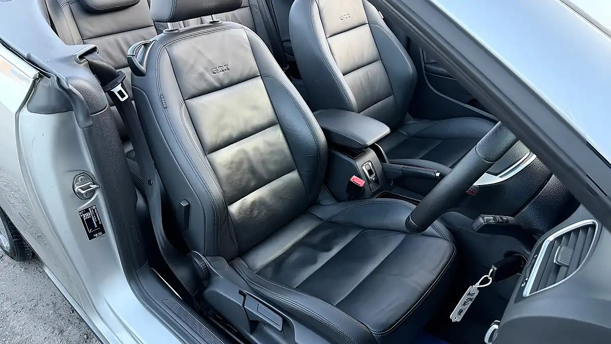 Used 2013 Volkswagen Golf GTI Cabriolet Silver - Interior and Exterior details 14