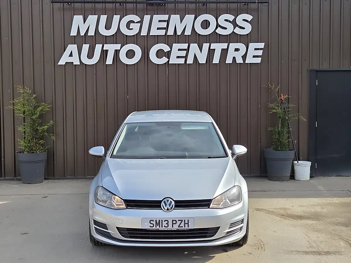 Used 2013 Volkswagen Golf S Black - Interior and Exterior details 3