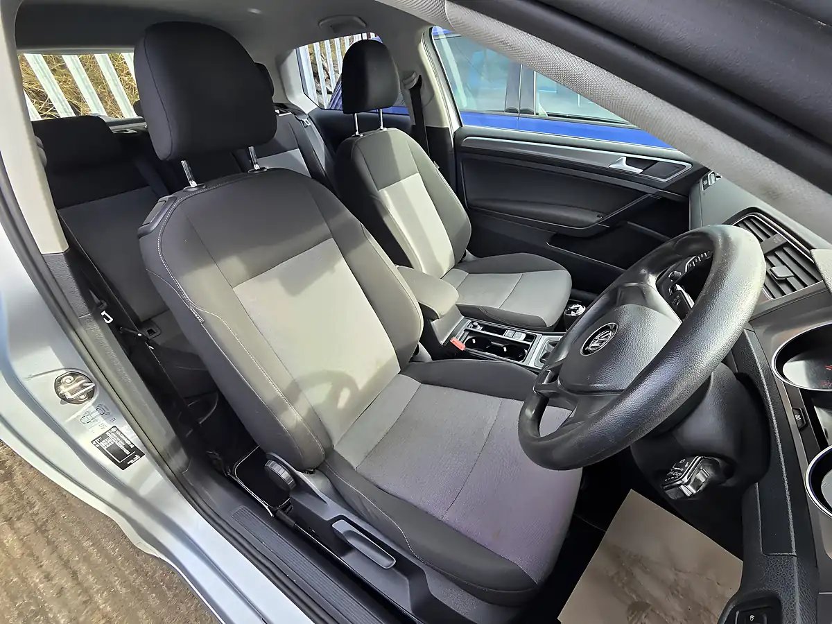 Used 2013 Volkswagen Golf S Black - Interior and Exterior details 6