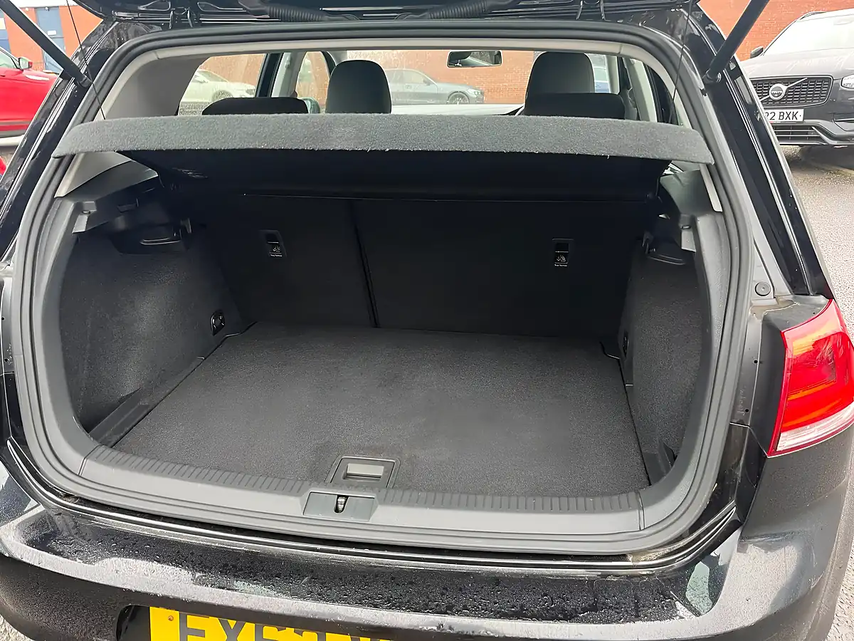 Used 2013 Volkswagen Golf S Black - Interior and Exterior details 8