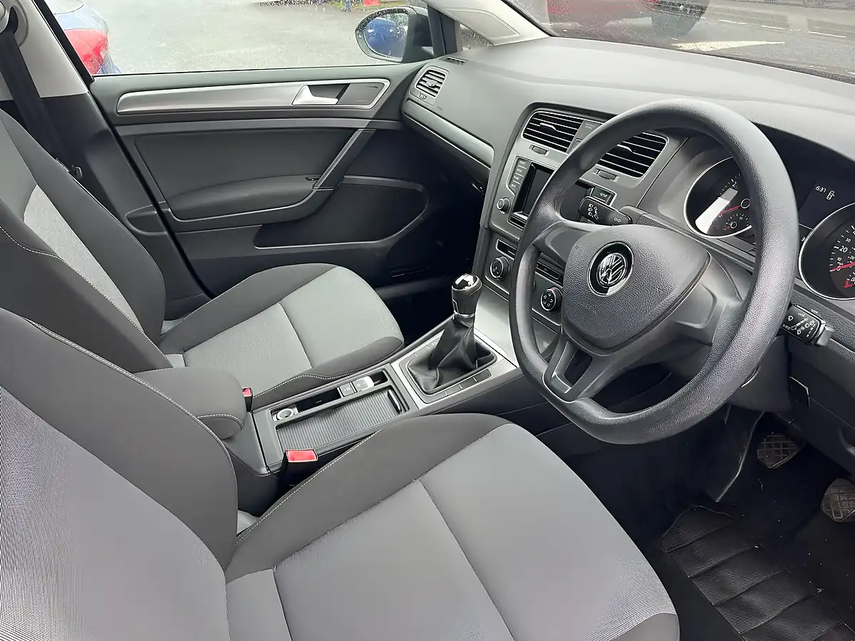 Used 2013 Volkswagen Golf S Black - Interior and Exterior details 9