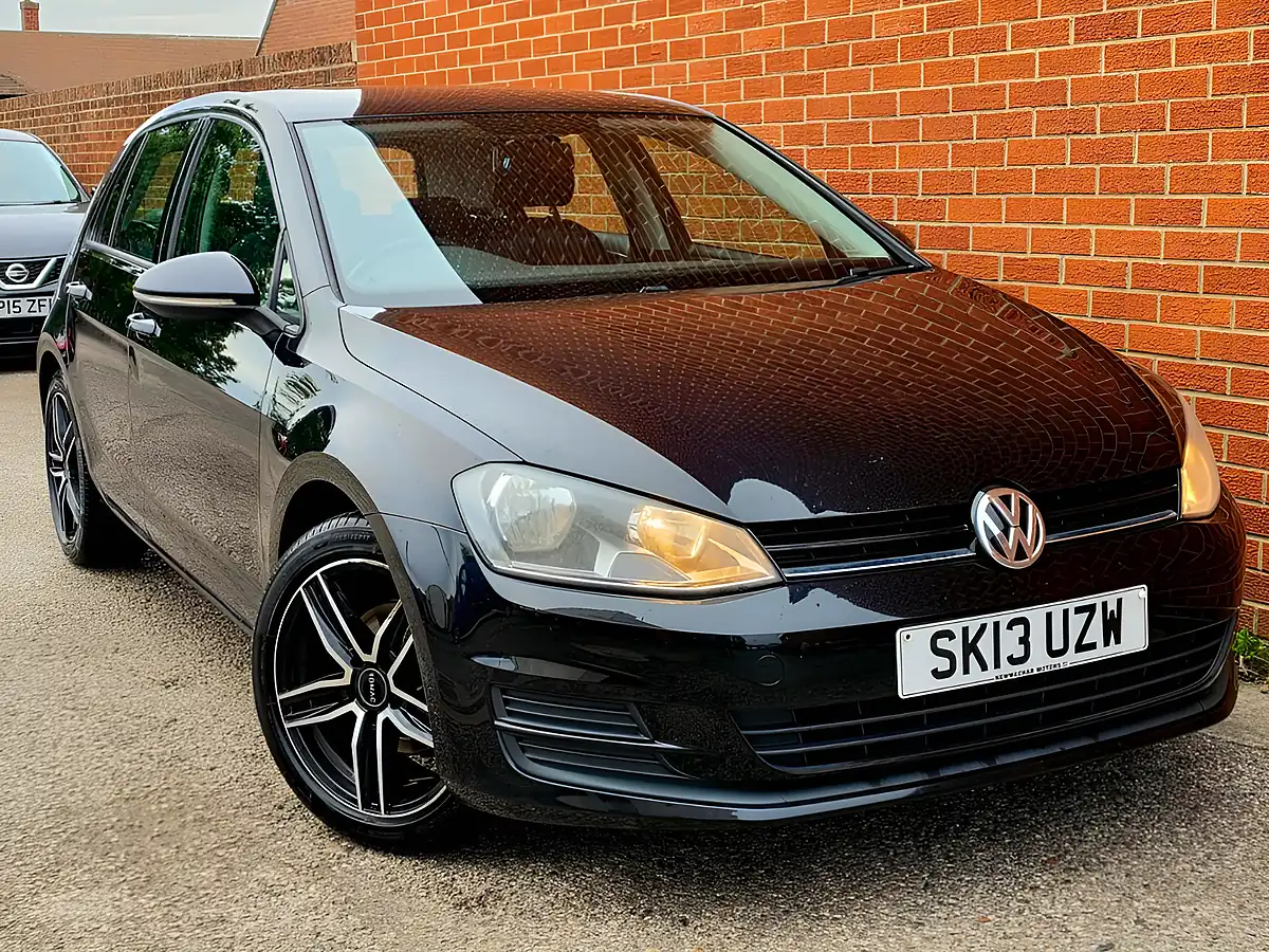 Used 2013 Volkswagen Golf S Black - Interior and Exterior details 10