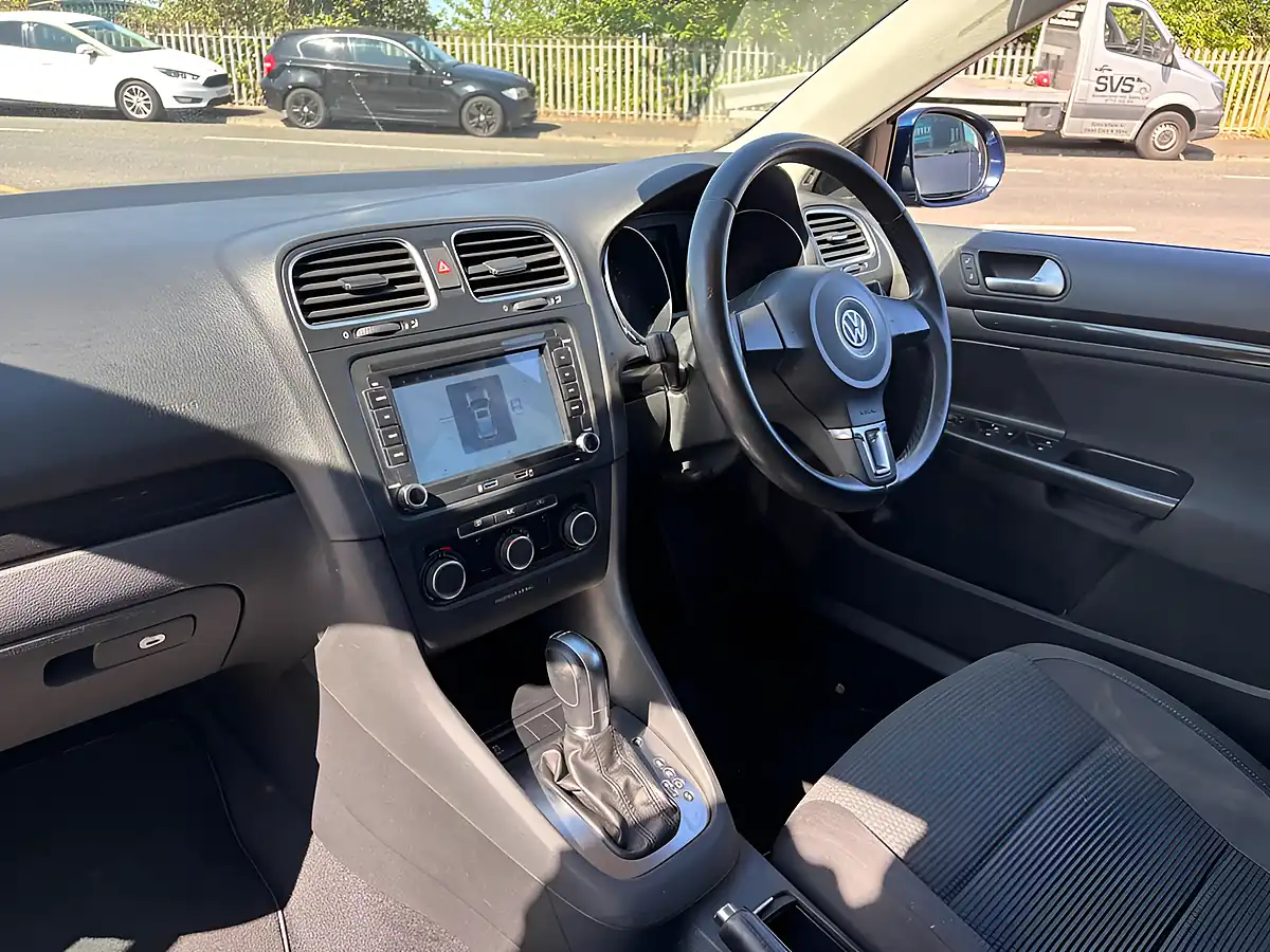 Used 2013 Volkswagen Golf S Blue - Interior and Exterior details 16