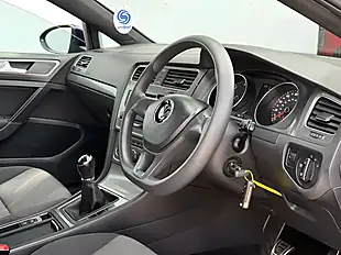 Used 2013 Volkswagen Golf S Bluemotion Technology Night Blue - Interior and Exterior details 6