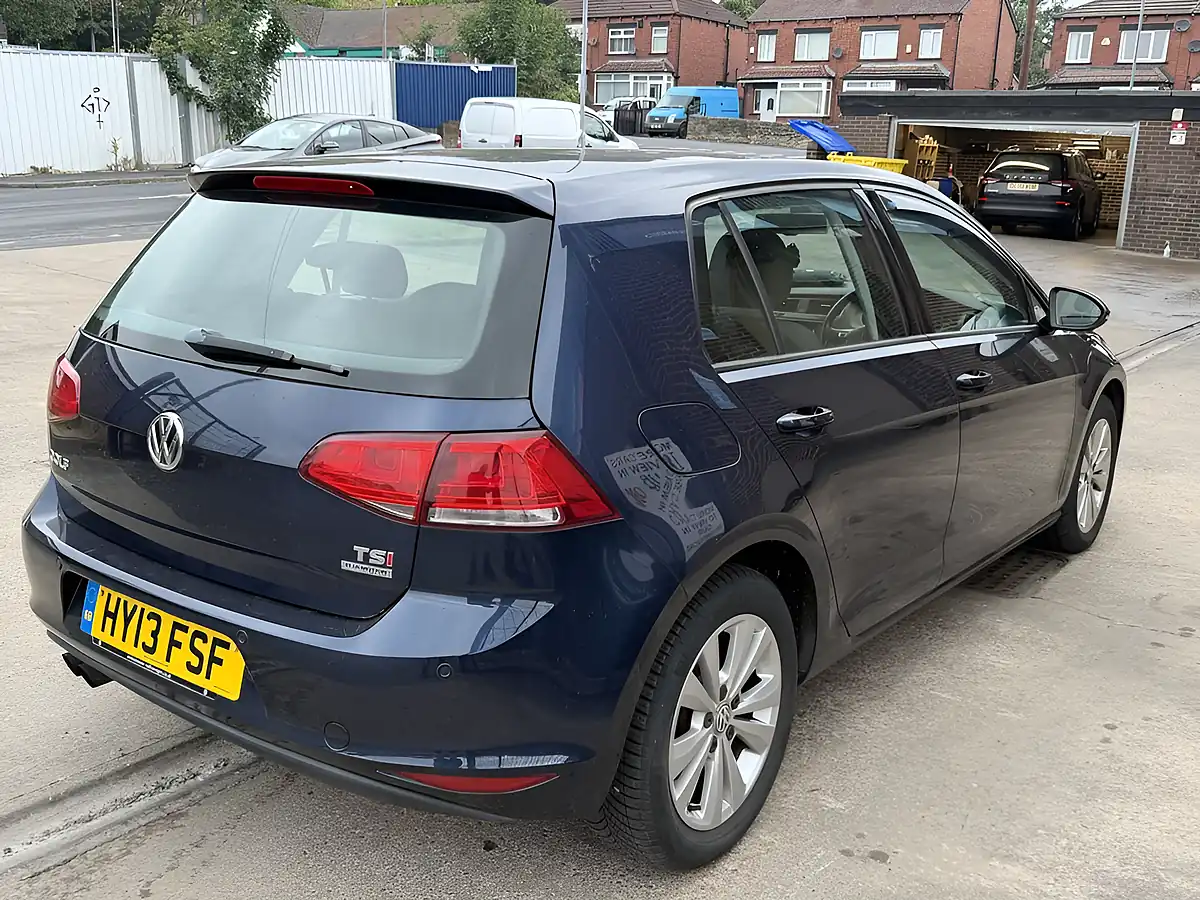 Used 2013 Volkswagen Golf Se Blue - Interior and Exterior details 5