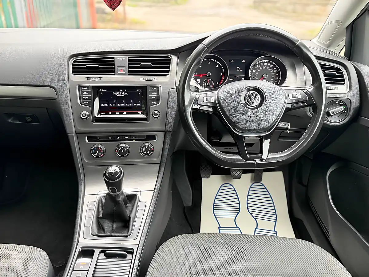 Used 2013 Volkswagen Golf Se Bluemotion Tech Grey - Interior and Exterior details 12