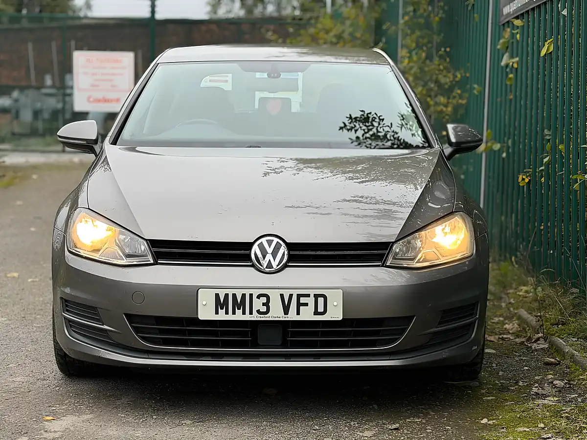Used 2013 Volkswagen Golf Se Bluemotion Tech Grey - Interior and Exterior details 5