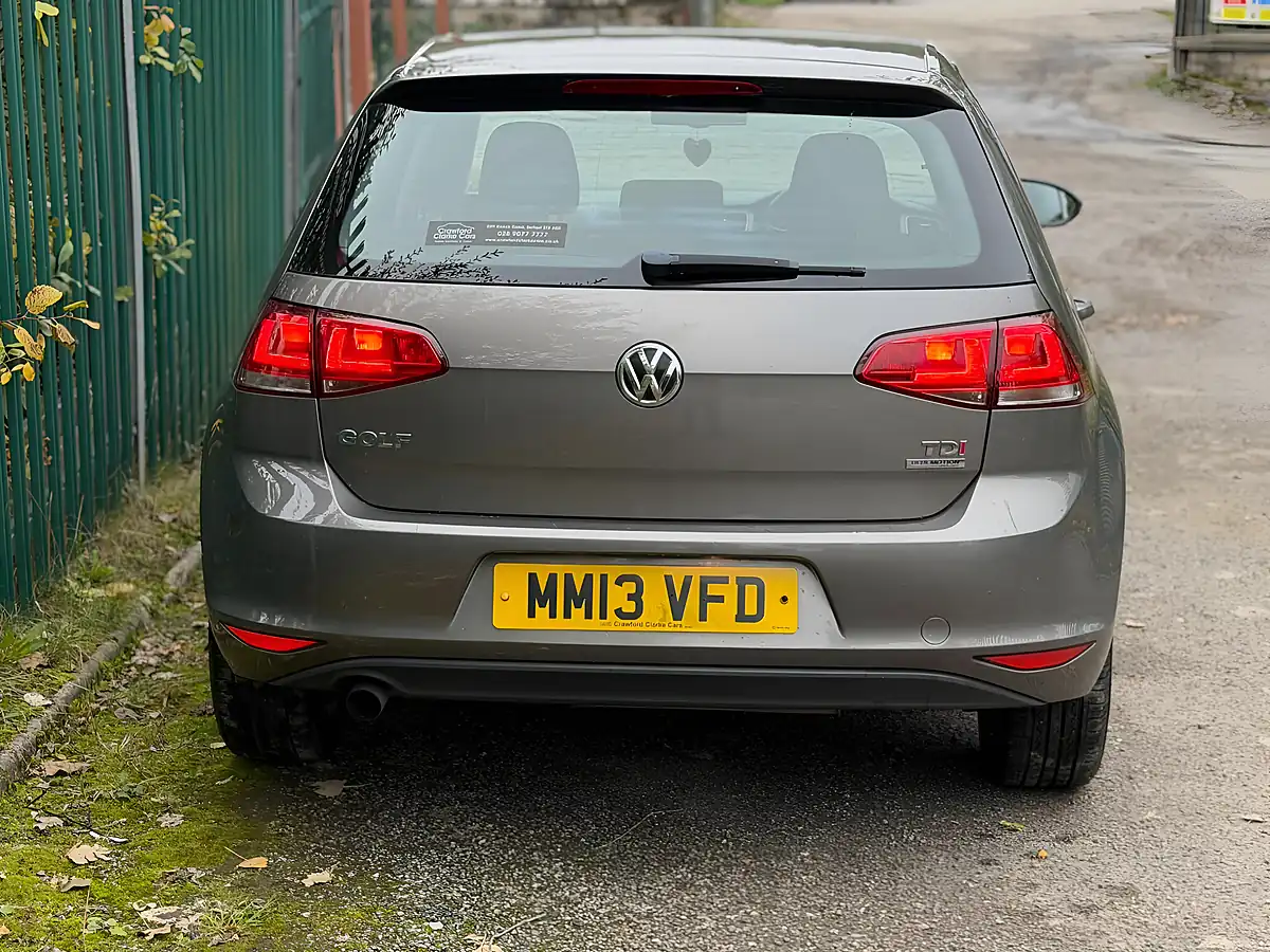 Used 2013 Volkswagen Golf Se Bluemotion Tech Grey - Interior and Exterior details 9