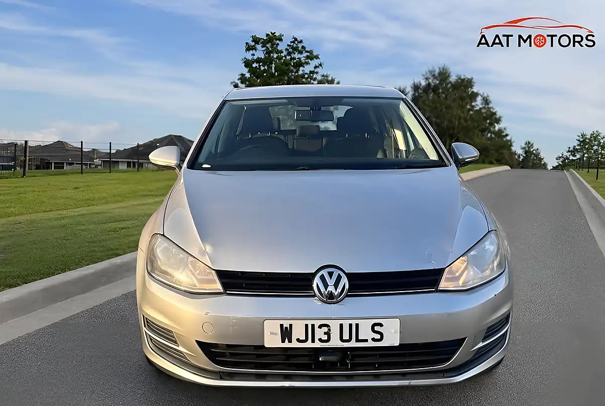 Used 2013 Volkswagen Golf Se Bluemotion Tech Silver - Interior and Exterior details 3