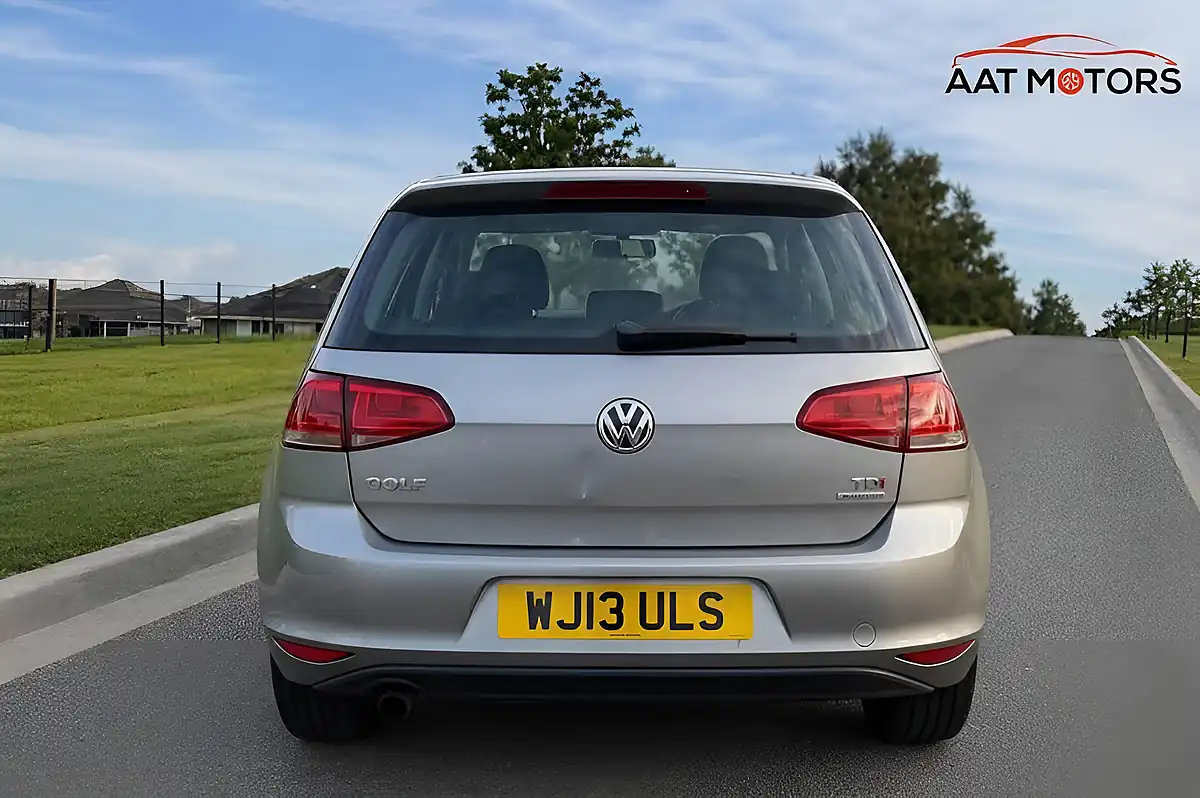 Used 2013 Volkswagen Golf Se Bluemotion Tech Silver - Interior and Exterior details 5
