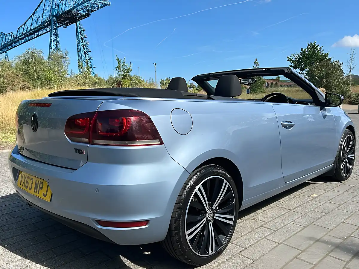 Used 2013 Volkswagen Golf Se Cabriolet Blue - Interior and Exterior details 10