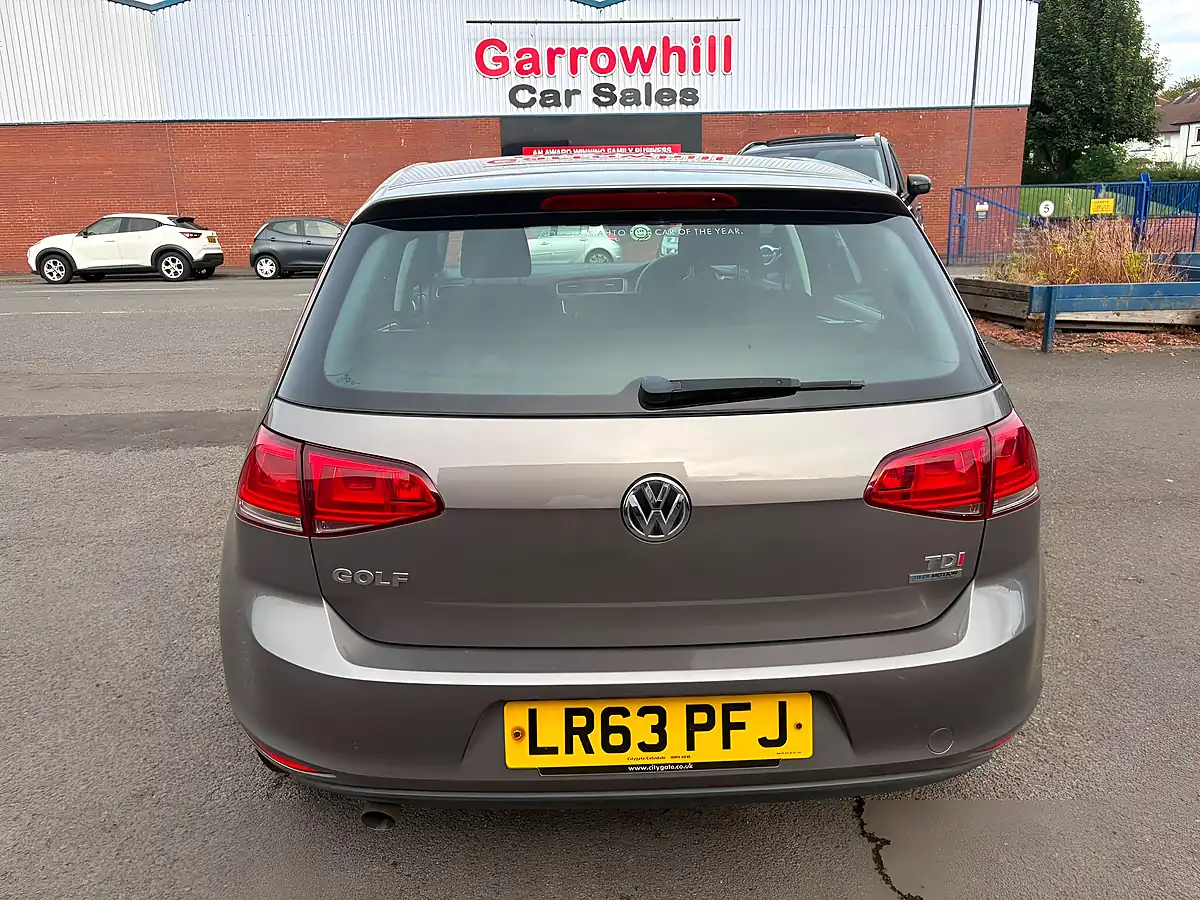 Used 2013 Volkswagen Golf Se Grey - Interior and Exterior details 6