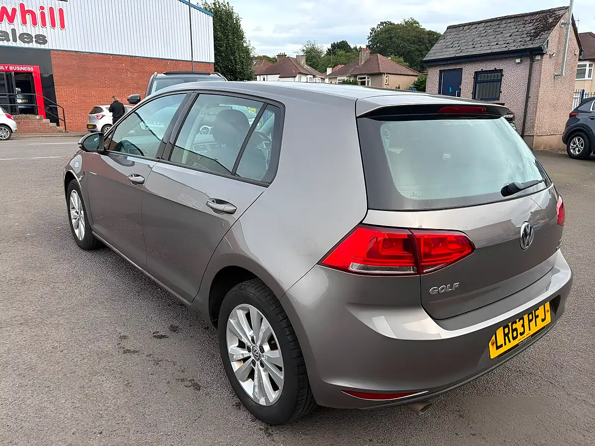 Used 2013 Volkswagen Golf Se Grey - Interior and Exterior details 8