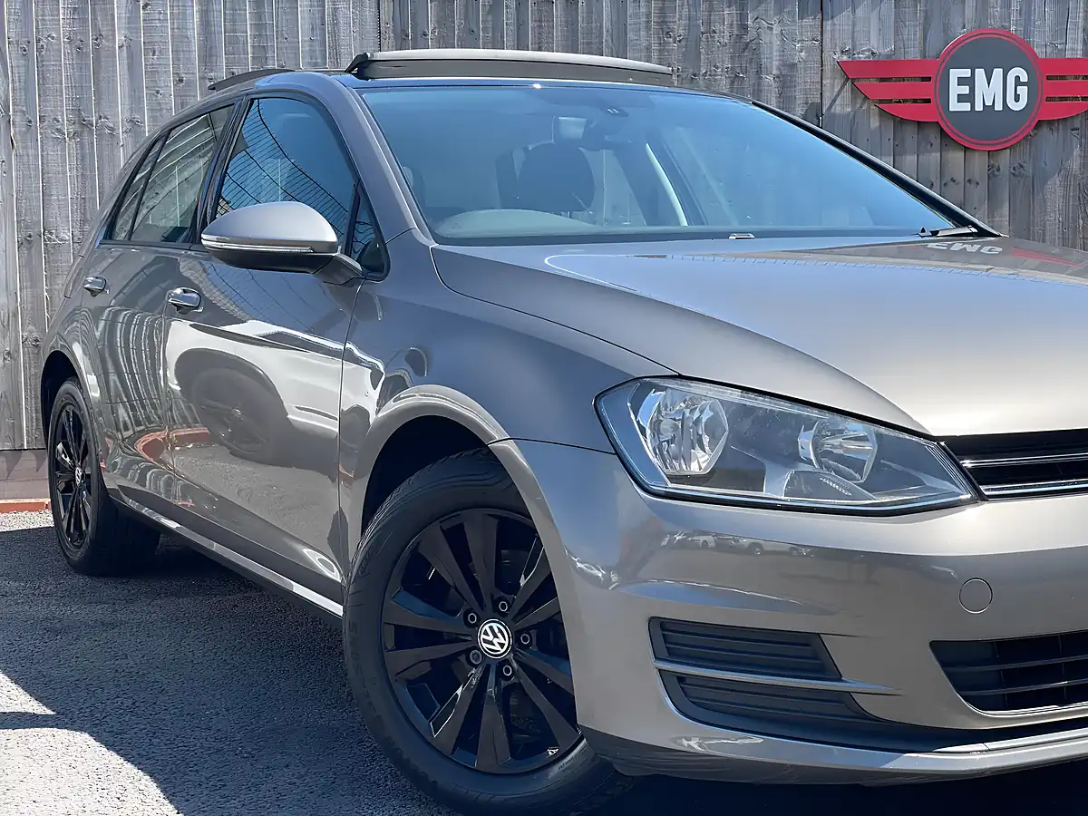 Used 2013 Volkswagen Golf Se Grey - Interior and Exterior details 7