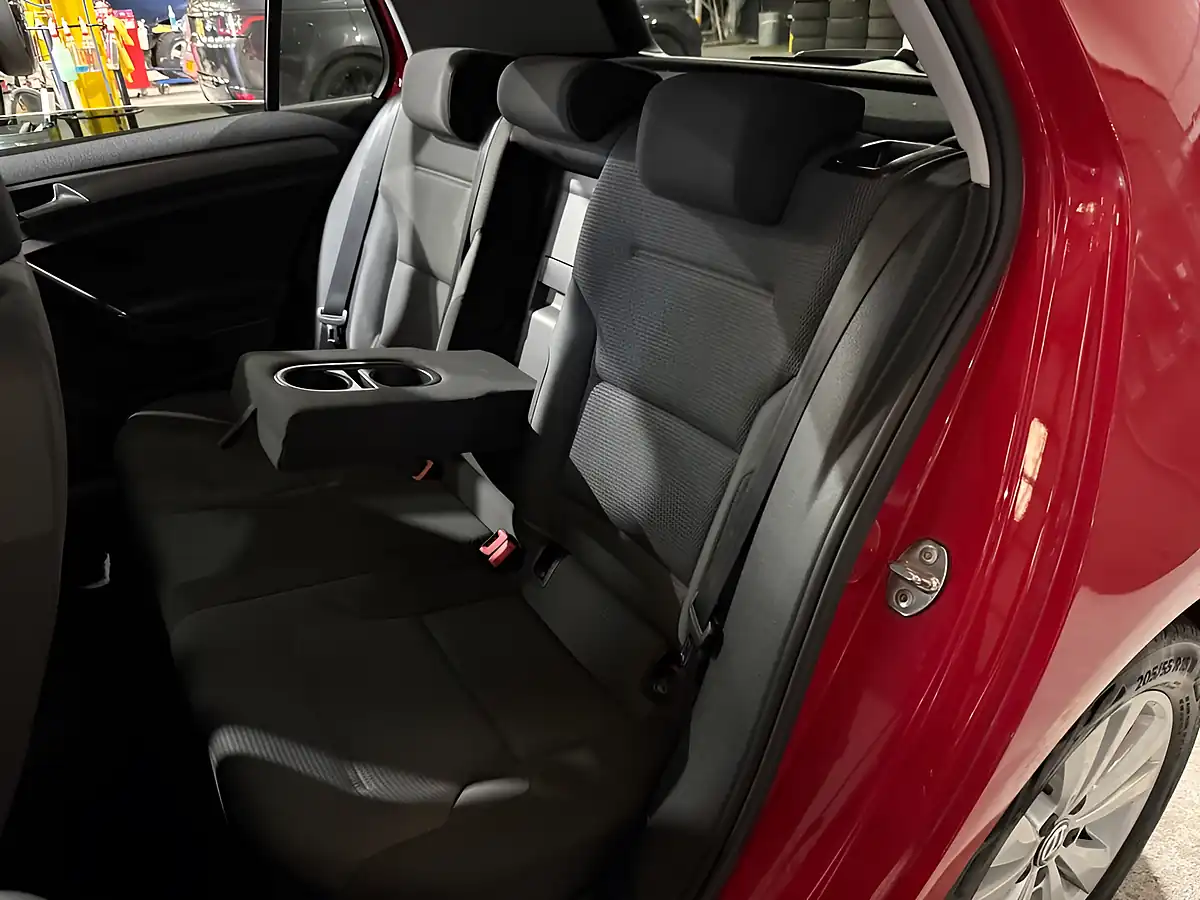 Used 2013 Volkswagen Golf Se Red - Interior and Exterior details 18