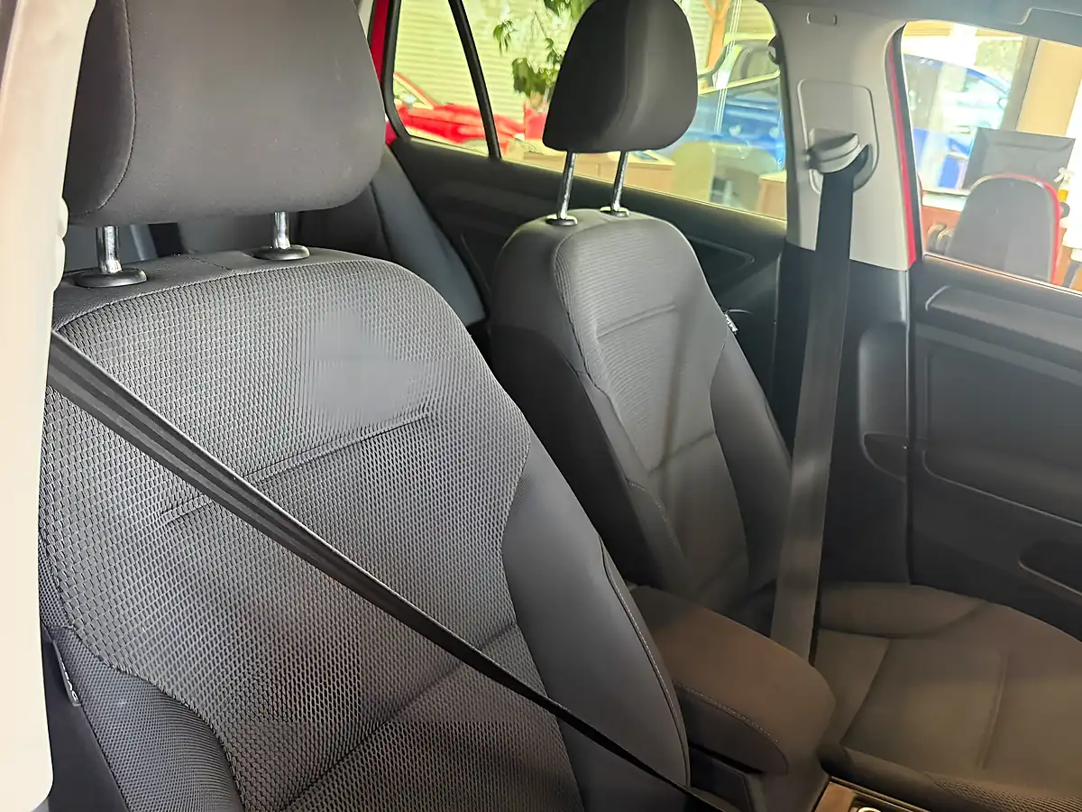 Used 2013 Volkswagen Golf Se Red - Interior and Exterior details 11