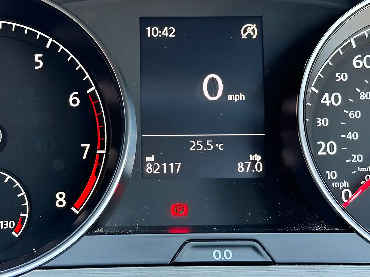Used 2013 Volkswagen Golf Se Silver - Interior and Exterior details 10