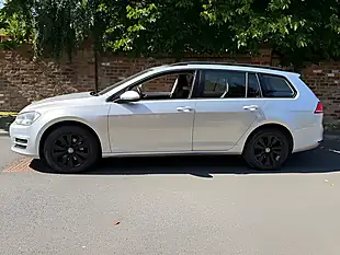 Used 2013 Volkswagen Golf Se Silver - Interior and Exterior details 8