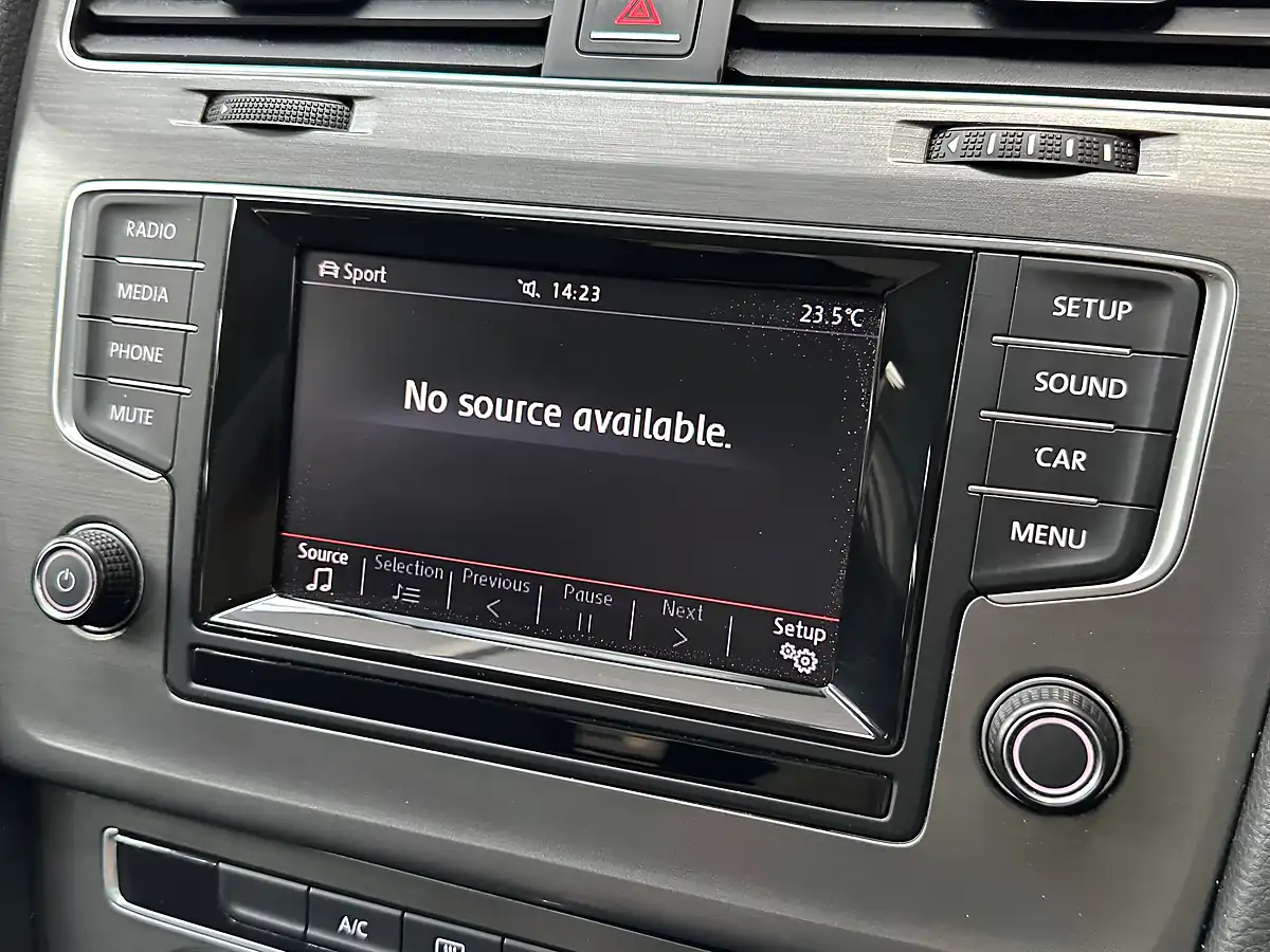 Used 2013 Volkswagen Golf Se Tungsten Silver/Grey - Interior and Exterior details 13