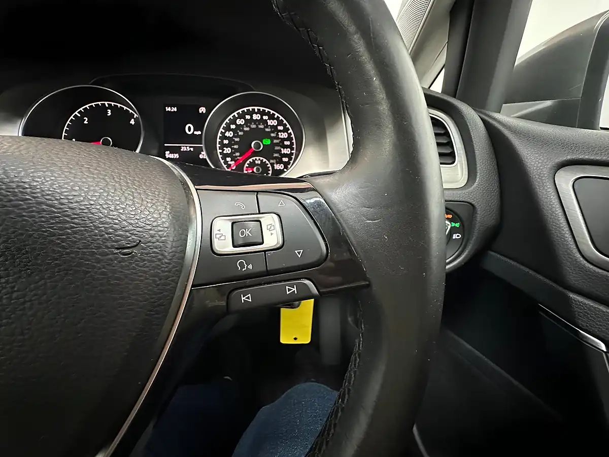 Used 2013 Volkswagen Golf Se Tungsten Silver/Grey - Interior and Exterior details 15