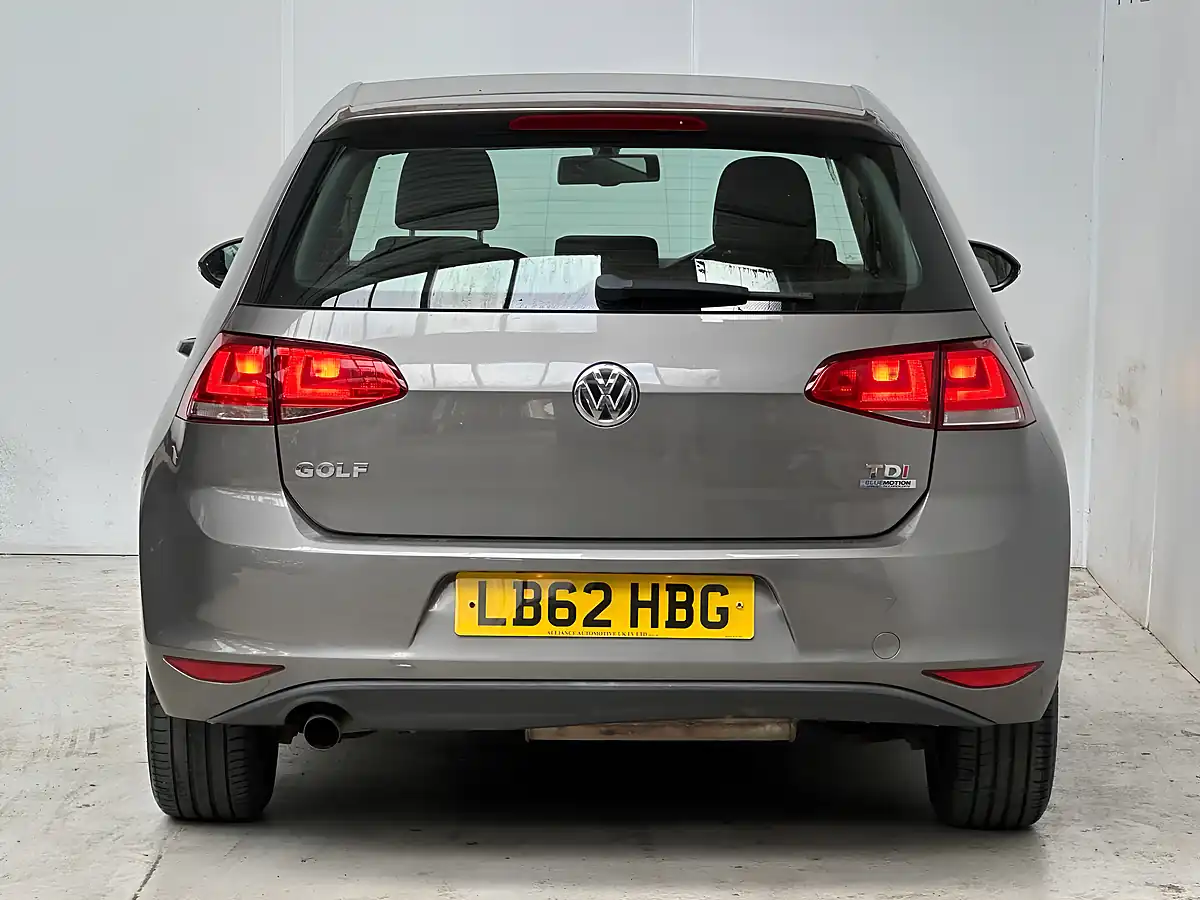 Used 2013 Volkswagen Golf Se Tungsten Silver/Grey - Interior and Exterior details 5