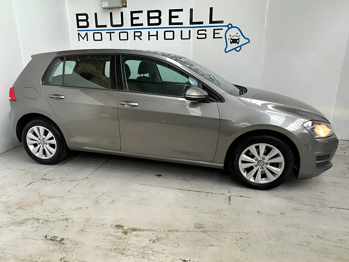 Used 2013 Volkswagen Golf Se Tungsten Silver/Grey - Interior and Exterior details 8