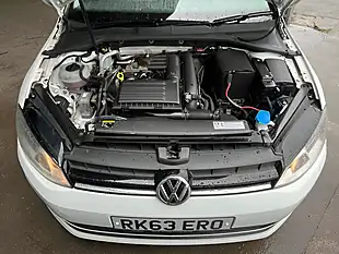 Used 2013 Volkswagen Golf Se White - Interior and Exterior details 16
