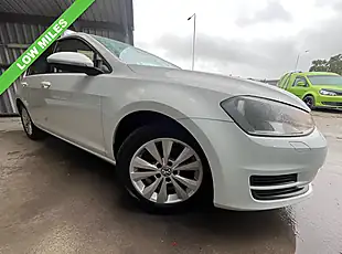Used 2013 Volkswagen Golf Se White - Interior and Exterior details 2