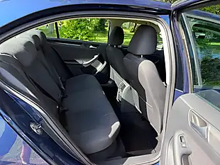 Used 2013 Volkswagen Jetta Bluemotion Tech Se Blue - Interior and Exterior details 14