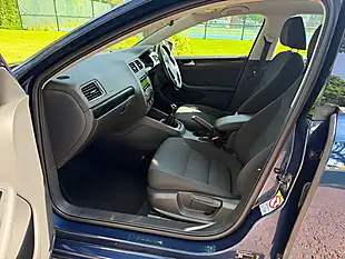 Used 2013 Volkswagen Jetta Bluemotion Tech Se Blue - Interior and Exterior details 20