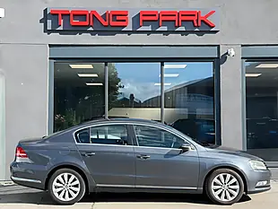 Used 2013 Volkswagen Passat Bluemotion Tech Highline Grey - Interior and Exterior details 7