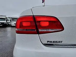Used 2013 Volkswagen Passat Bluemotion Tech S White - Interior and Exterior details 14