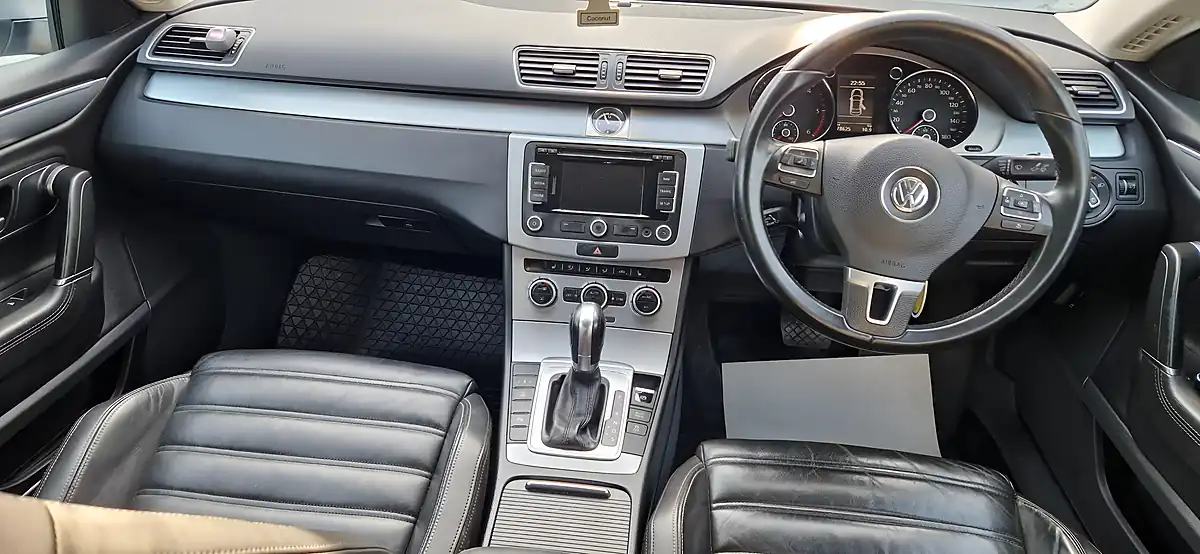 Used 2013 Volkswagen Passat Cc GT Bluemotion Technology Silver - Interior and Exterior details 11
