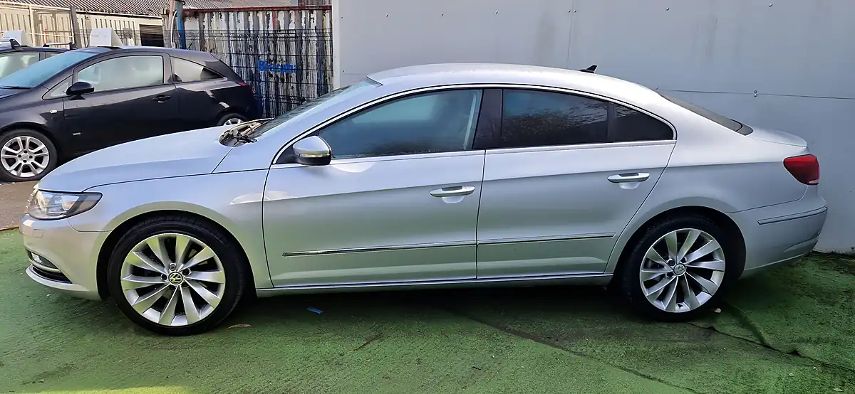 Used 2013 Volkswagen Passat Cc GT Bluemotion Technology Silver - Interior and Exterior details 7