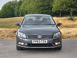 Used 2013 Volkswagen Passat Highline Grey - Interior and Exterior details 2